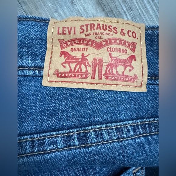 Levi’s Denim - Picture 4 of 5